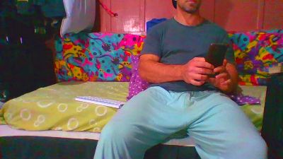 lemao77 live cam on Cam4