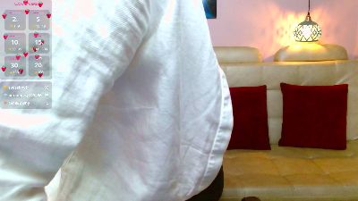 lena_roses live cam on Cam4