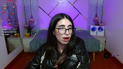 lena_roses live cam on Cam4