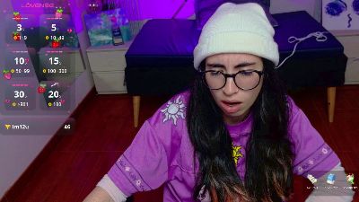 lena_roses live cam on Cam4