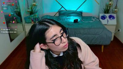 lena_roses live cam on Cam4