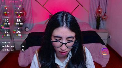 lena_roses live cam on Cam4