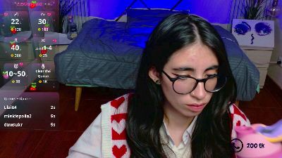 lena_roses live cam on Cam4