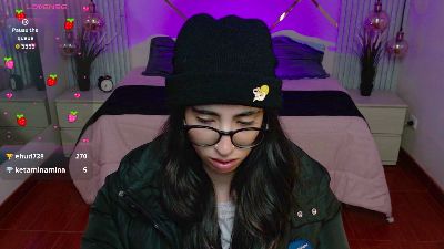 lena_roses live cam on Cam4