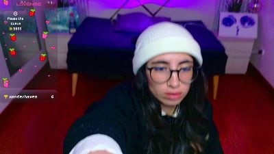 lena_roses live cam on Cam4