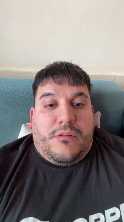 leo34566 live cam on Cam4