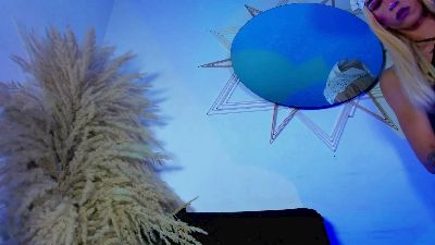 leo_torress live cam on Cam4