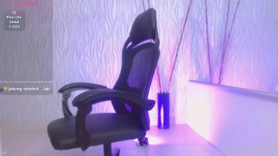 leo_vesper1 live cam on Cam4