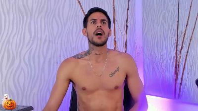 leo_vesper1 live cam on Cam4