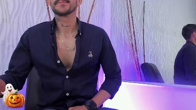 leo_vesper1 live cam on Cam4