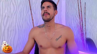 leo_vesper1 live cam on Cam4