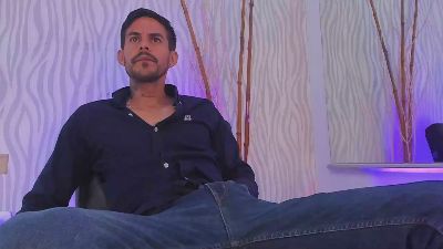 leo_vesper1 live cam on Cam4