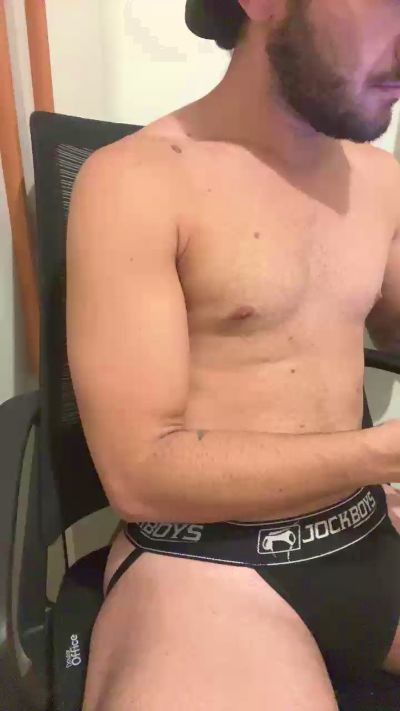 leocae live cam on Cam4