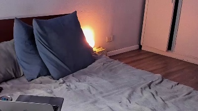 leohomb26 live cam on Cam4