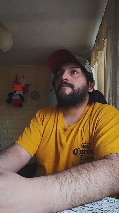 leomarquez1994 live cam on Cam4