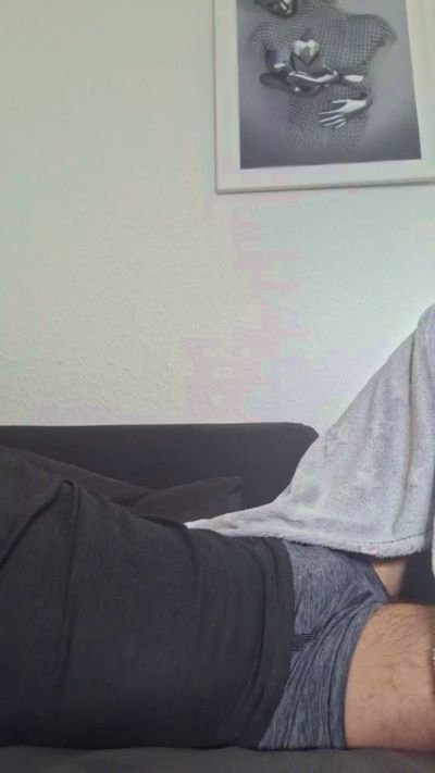 leon1421 live cam on Cam4