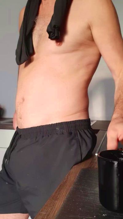 leon1421 live cam on Cam4