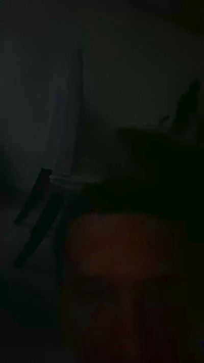 leon2391 live cam on Cam4