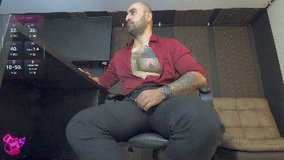 leon_1717 live cam on Cam4