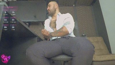 leon_1717 live cam on Cam4