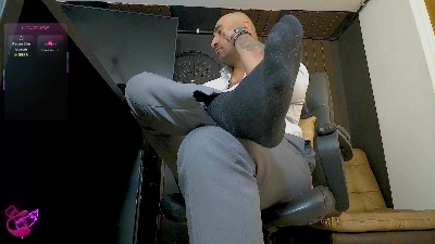 leon_1717 live cam on Cam4