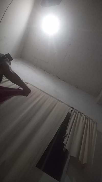 leonardobrasil3 live cam on Cam4