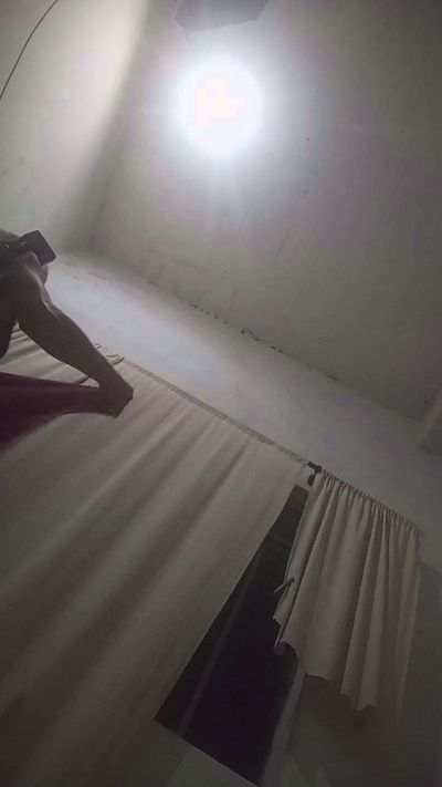 leonardobrasil3 live cam on Cam4