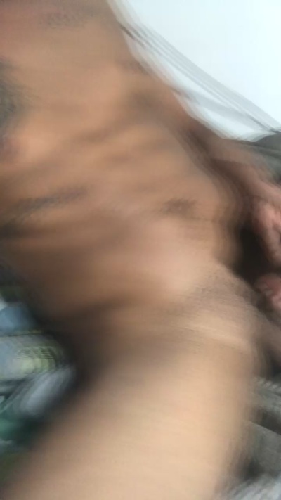 leonardobrasil3 live cam on Cam4