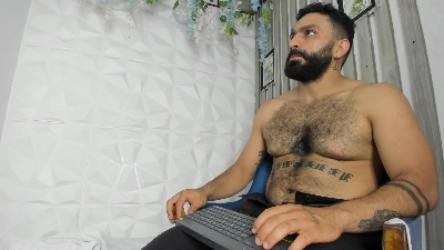 leonidaskaiser Live Cam on Cam4