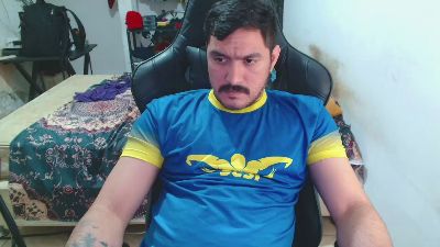 leonino231 live cam on Cam4