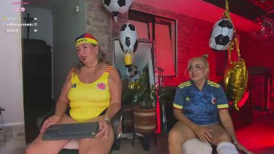 leonnela live cam on Cam4