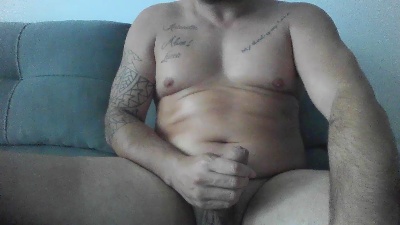 leoreis21 live cam on Cam4