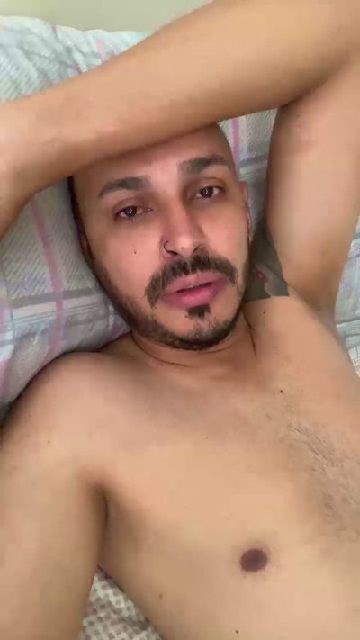 leos07 live cam on Cam4