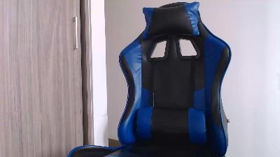 leostorm25 live cam on Cam4