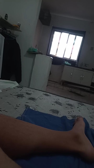 leovm3 live cam on Cam4