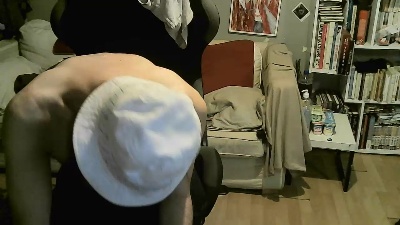 lepluscoquin02 live cam on Cam4