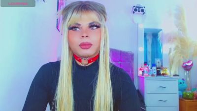 leslychaneldoll live cam on Cam4