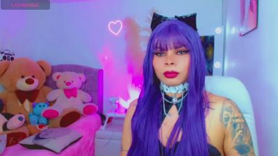 leslychaneldoll live cam on Cam4