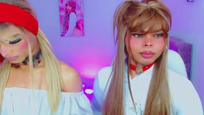 leslychaneldoll live cam on Cam4