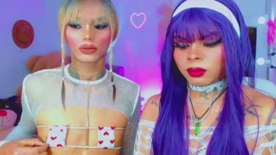 leslychaneldoll live cam on Cam4