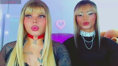 leslychaneldoll live cam on Cam4