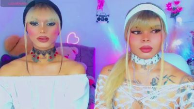 leslychaneldoll live cam on Cam4