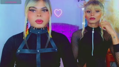 leslychaneldoll live cam on Cam4