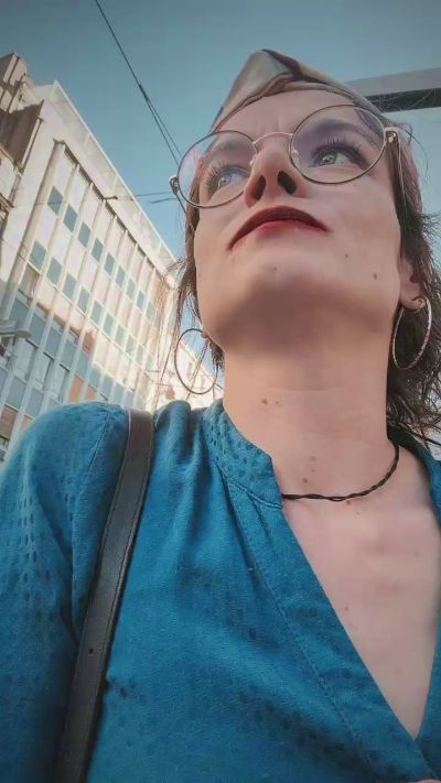 lesnympho_sexy live cam on Cam4