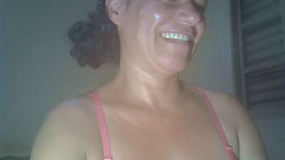 leticiaquer live cam on Cam4