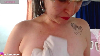 leuksnomoonsex live cam on Cam4