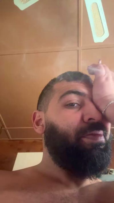 lhomme_sexy live cam on Cam4