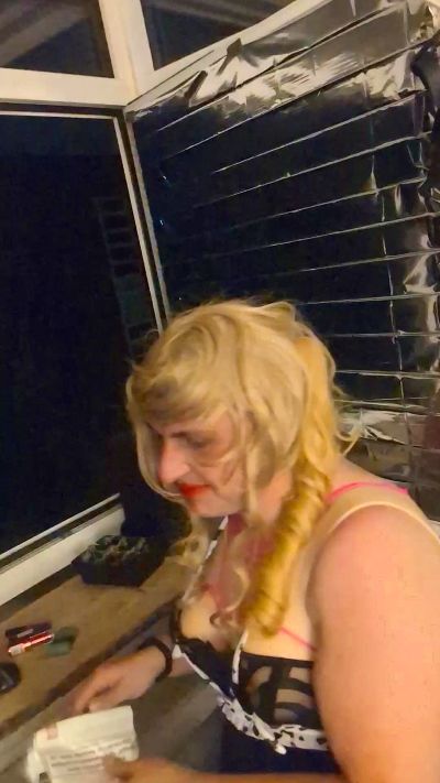 lia_sissyxxx live cam on Cam4
