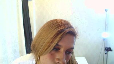 liahvalencia live cam on Cam4