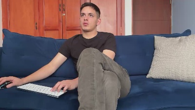 liam_enzhoo live cam on Cam4